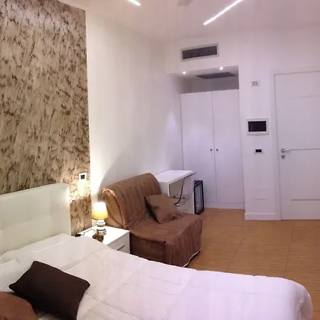 בית הארחה Valle Aurelia House 4*