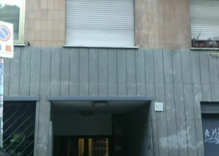 ゲストハウス ヴァッレ アウレリア ハウス 4*