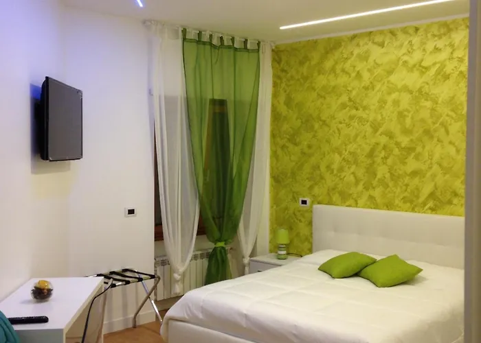 ゲストハウス ヴァッレ アウレリア ハウス 4*